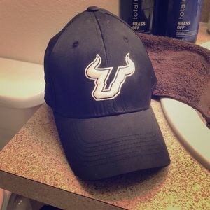 USF Bulls Black Hat 💗
